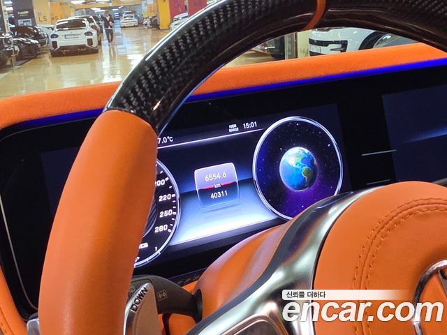 Mercedes-Benz G-Class 2020 — photo 14