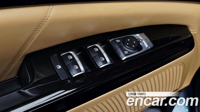 Kia Canival 2023 — photo 15
