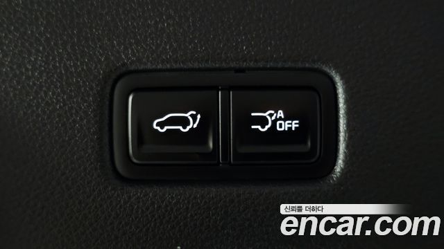 Kia Canival 2023 — photo 18