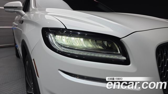 Lincoln Nautilus 2022 — photo 8