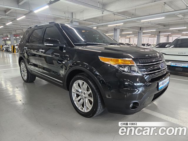 Ford Explorer 2014 — photo 1