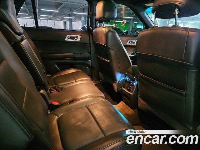 Ford Explorer 2014 — photo 13