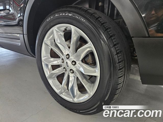Ford Explorer 2014 — photo 19