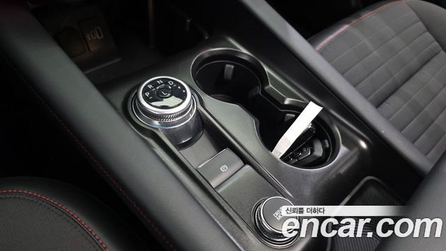 Ford Explorer 2025 — photo 9