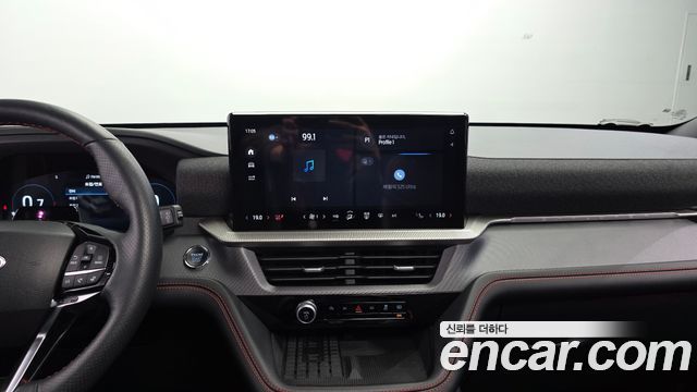 Ford Explorer 2025 — photo 14