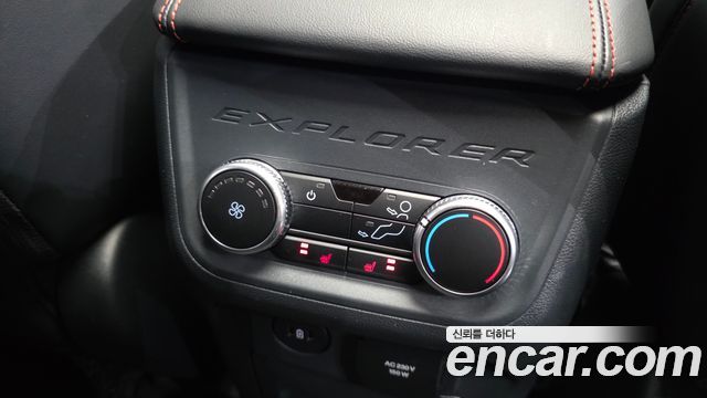 Ford Explorer 2025 — photo 19