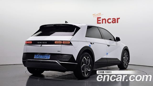 Hyundai Ioniq5 2022 — photo 2
