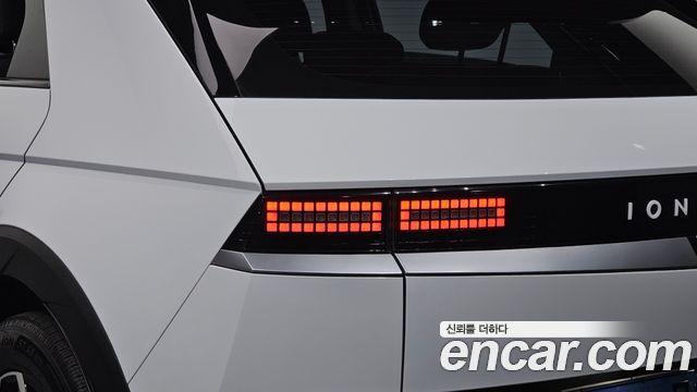Hyundai Ioniq5 2022 — photo 9