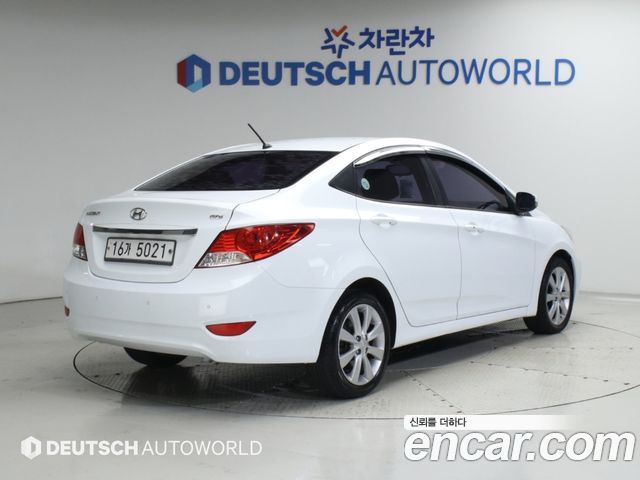 Hyundai Accent 2012 — photo 2