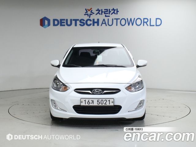 Hyundai Accent 2012 — photo 3