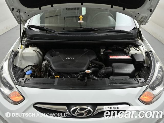 Hyundai Accent 2012 — photo 6