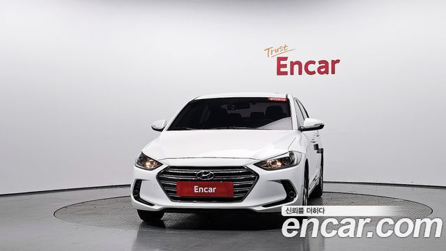 Hyundai AVANTE 2016 — photo 3
