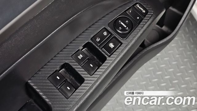Hyundai AVANTE 2016 — photo 25