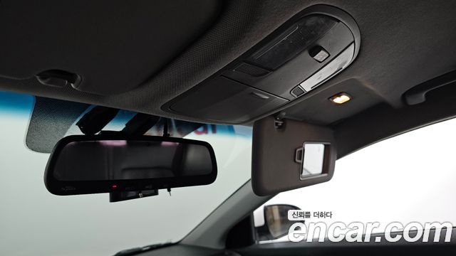 Hyundai AVANTE 2016 — photo 26