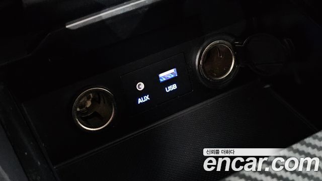 Hyundai AVANTE 2016 — photo 27
