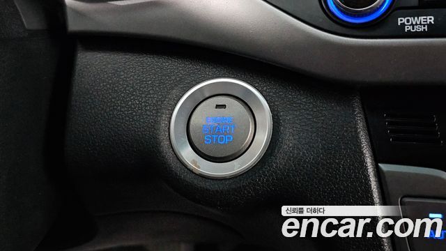 Hyundai AVANTE 2016 — photo 28
