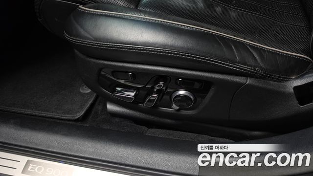 Genesis EQ900 2016 — photo 33
