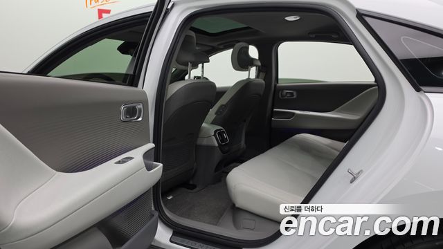 Hyundai Ioniq6 2023 — photo 30