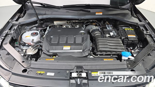 Volkswagen Tiguan 2023 — photo 6