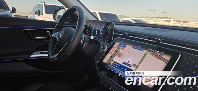 Mercedes-Benz E-Class 2024 — photo 20
