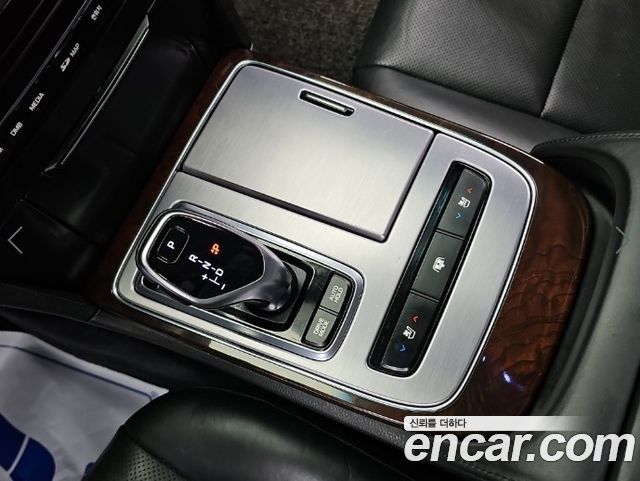 Hyundai Equus 2014 — photo 8