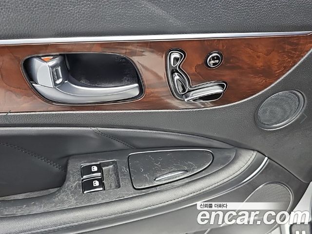 Hyundai Equus 2014 — photo 15