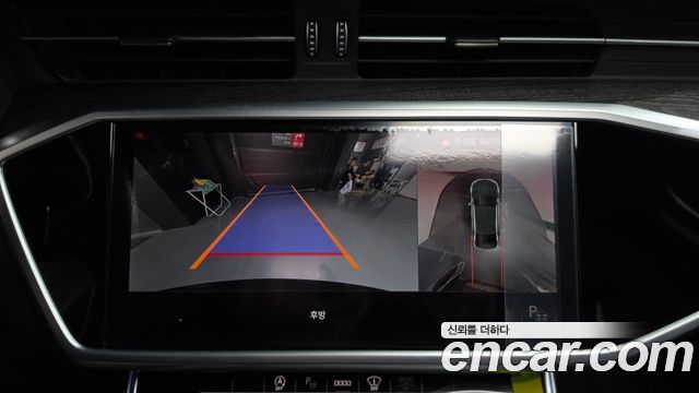 Audi A6 2022 — photo 20