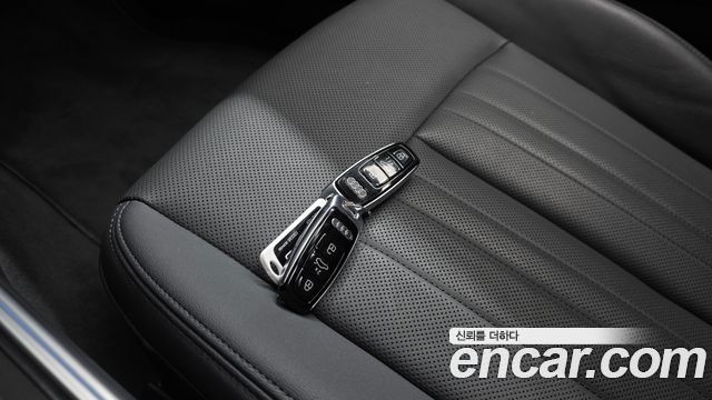 Audi A6 2022 — photo 21