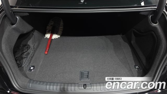 Audi A6 2022 — photo 24