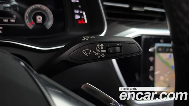 Audi A6 2022 — photo 28