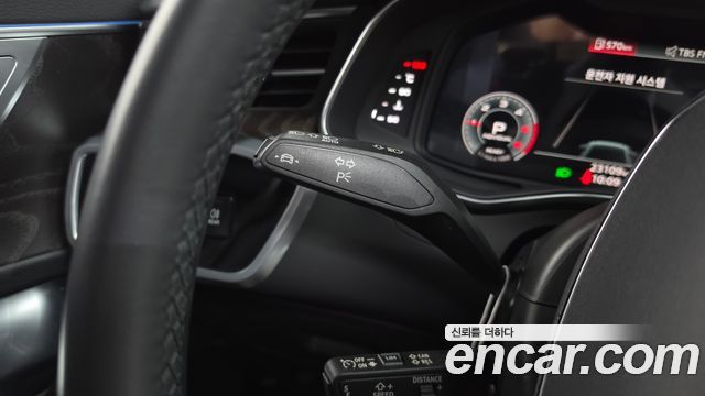 Audi A6 2022 — photo 29