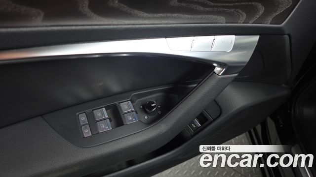 Audi A6 2022 — photo 30