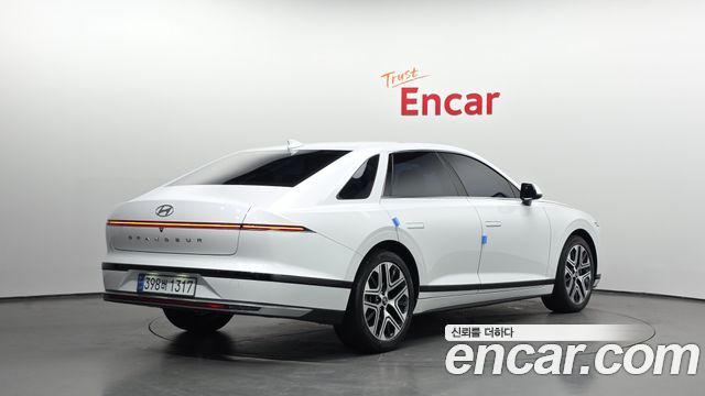 Hyundai Grandeur 2023 — photo 2