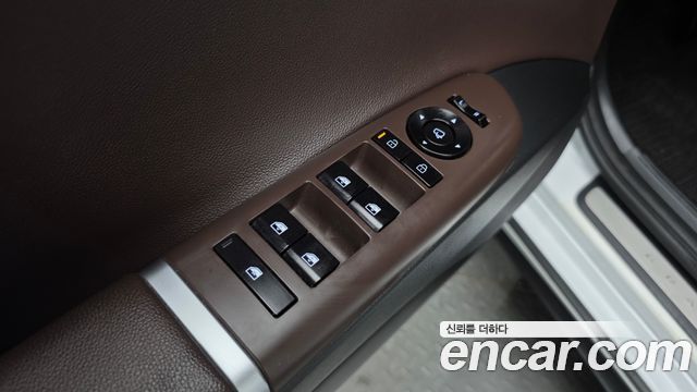 Hyundai Grandeur 2023 — photo 19