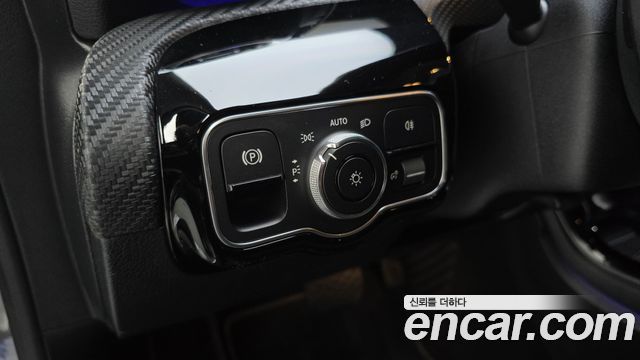 Mercedes-Benz A-Class 2020 — photo 28