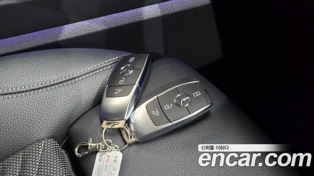 Mercedes-Benz A-Class 2020 — photo 29