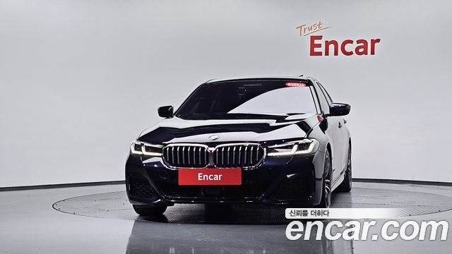 BMW 5-Series 2022 — photo 3