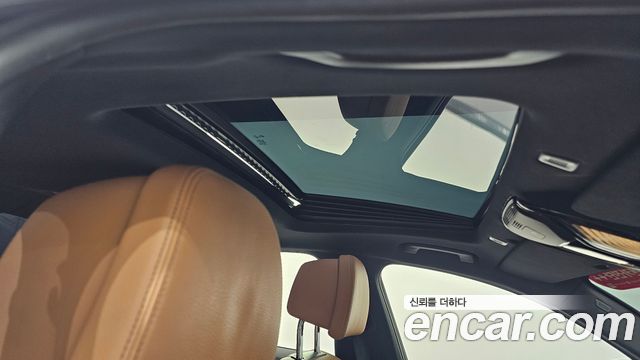 BMW 5-Series 2022 — photo 23
