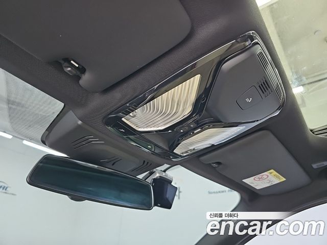 BMW 3-Series 2024 — photo 17