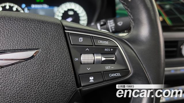 Genesis G90 2019 — photo 23