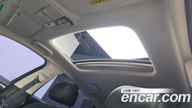 Genesis G90 2019 — photo 24