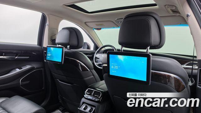 Genesis G90 2019 — photo 25