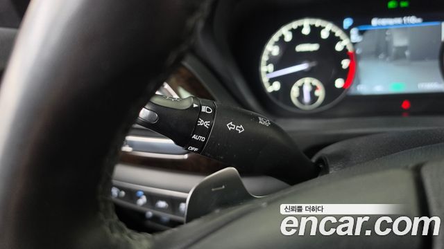 Genesis G90 2019 — photo 34