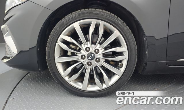 Kia K7 2020 — photo 5