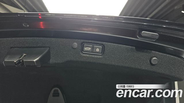 Kia K7 2020 — photo 36