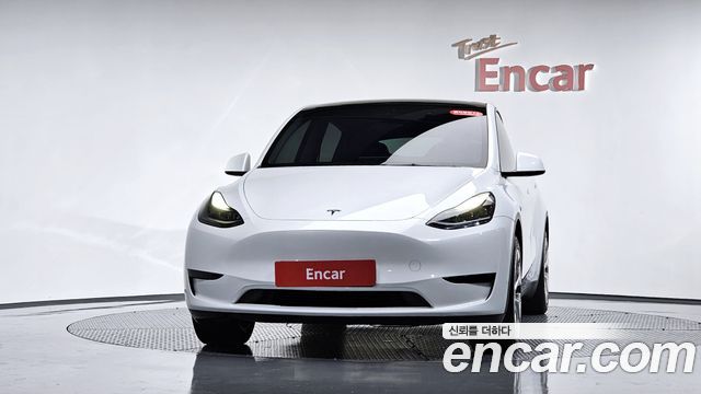 Tesla Model Y 2024 — photo 3