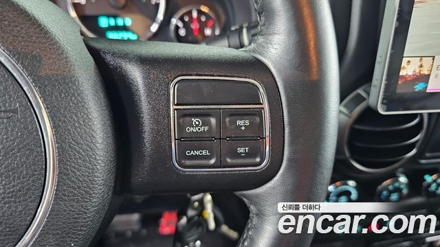 Jeep Wrangler 2017 — photo 20