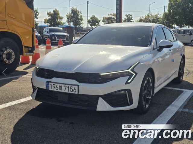 Kia K5 2024 — photo 2