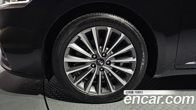 Kia K7 2016 — photo 5