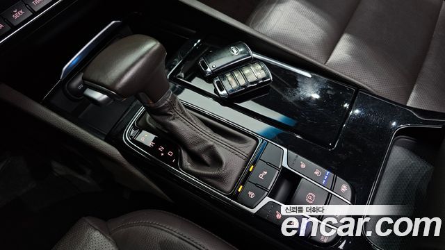 Kia K7 2016 — photo 9